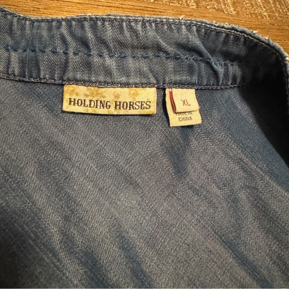 Holding Horses Anthropologie XL Stylish Blue Wrap Tank Top with Belt - Picture 12 of 13